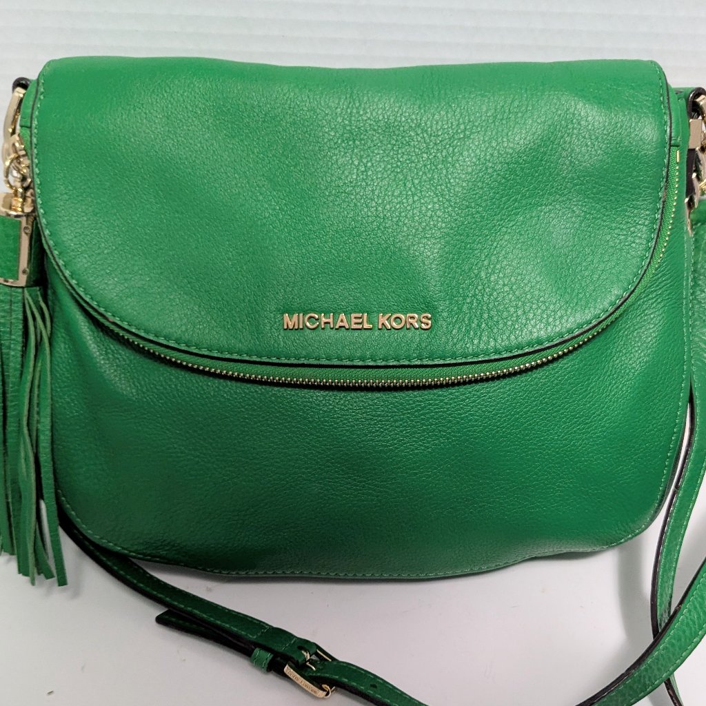 Michael Kors Runway Green Leather Bedford Tassel Purse W/ So Much More!